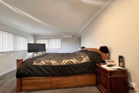 Photo of property in 6b Rippleside Place, Pahurehure, Papakura, 2113