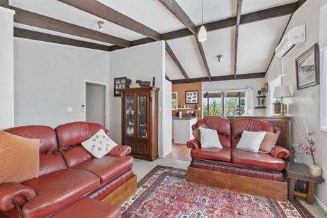 Photo of property in 2/37 Glamorgan Drive, Torbay, Auckland, 0630