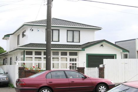 Photo of property in 15 Donald Mclean Street, Newtown, Wellington, 6021