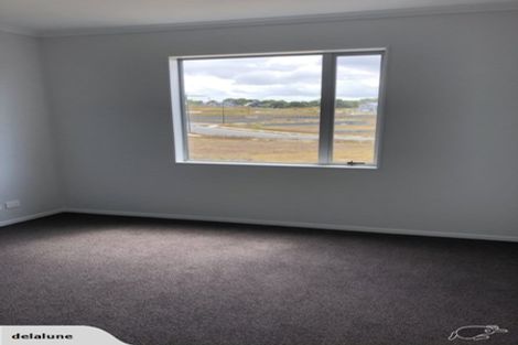 Photo of property in 40 Owen Chapman Drive, Red Beach, 0932