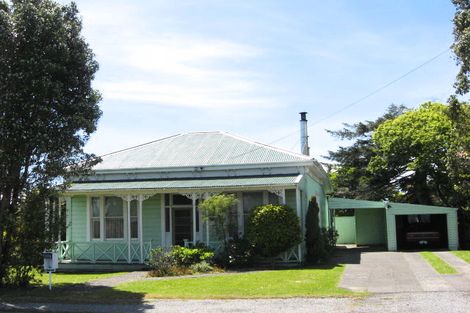 Photo of property in 173 Queen Street, Westport, 7825