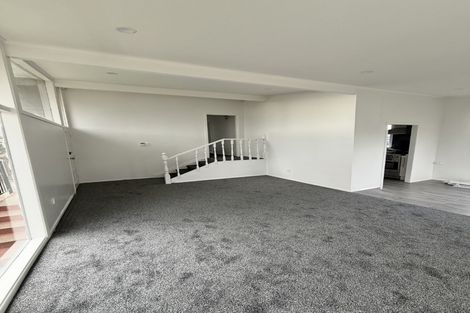 Photo of property in 69 Ferguson Street, Manurewa East, Auckland, 2102