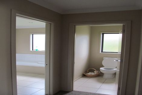 Photo of property in 44 Te Puia Drive, Aotea, Porirua, 5024