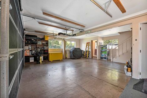 Photo of property in 5 Tamati Place, Merrilands, New Plymouth, 4312