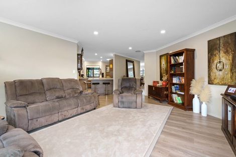 Photo of property in 11 Mirbeck Avenue, Cambridge, 3434