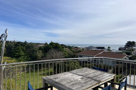 Photo of property in 24 Pitcairn Street, Oakura, 4314