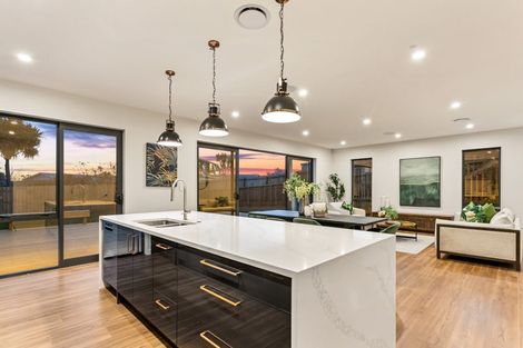 Photo of property in 24 Arthur Street, Riverhead, 0820