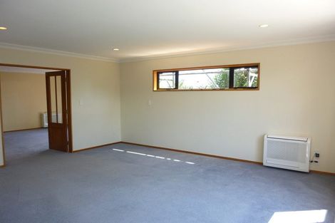 Photo of property in 81 Matai Street, Riccarton, Christchurch, 8011