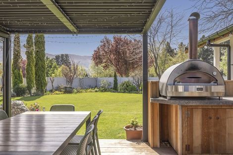 Photo of property in 60 Neplusultra Street, Cromwell, 9310