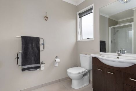 Photo of property in 135 Landing Drive, Pyes Pa, Tauranga, 3112