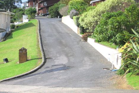 Photo of property in 80 Marellen Drive, Red Beach, 0932
