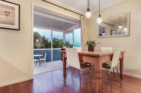 Photo of property in 2/13 Zita Maria Drive, Massey, Auckland, 0614