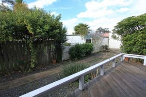 Photo of property in 37 Maeroa Road, Beerescourt, Hamilton, 3200