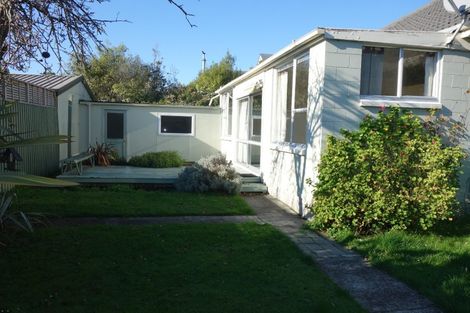 Photo of property in 223 Centaurus Road, Saint Martins, Christchurch, 8022