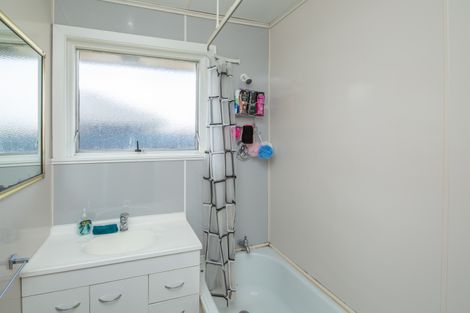Photo of property in 58 Meon Street, Aranui, Christchurch, 8061