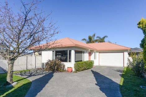 Photo of property in 6 Newbury Place, Taradale, Napier, 4112