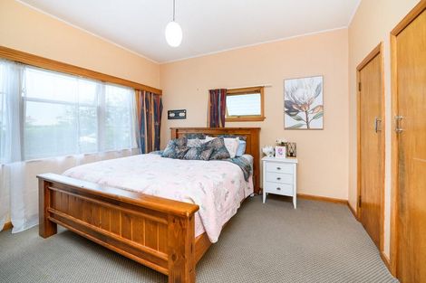Photo of property in 125 Heretaunga Street, Palmerston North, 4414
