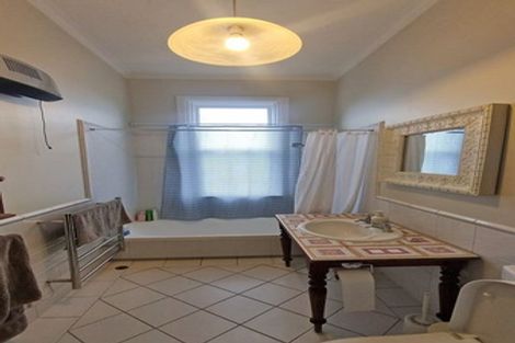 Photo of property in 35a Grant Road, Thorndon, Wellington, 6011