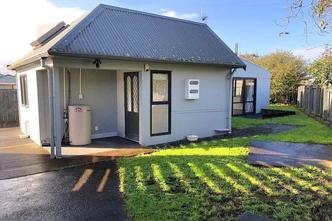 Photo of property in 13 Lincoln Road, Manurewa East, Auckland, 2102