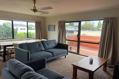 Photo of property in 1/806 Saint Aubyn, Parkvale, Hastings, 4122