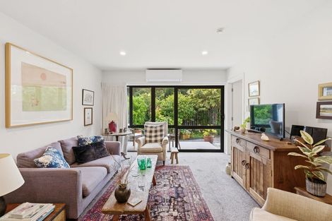 Photo of property in 10/71b Main Road, Redcliffs, Christchurch, 8081