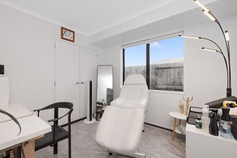 Photo of property in 5 Oka Street, Papamoa Beach, Papamoa, 3118