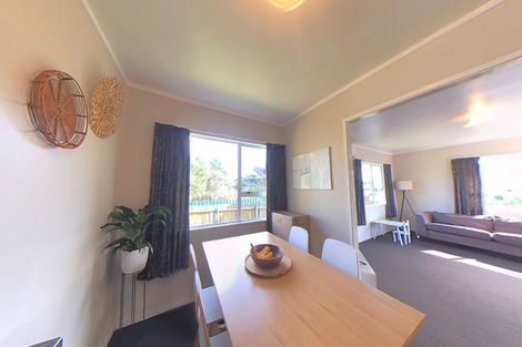 Photo of property in 13 Cyril Crescent, West Harbour, Auckland, 0618