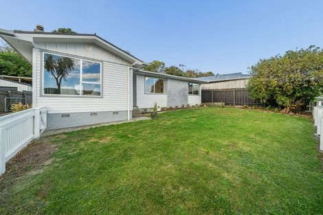 Photo of property in 44 Waipounamu Drive, Kelson, Lower Hutt, 5010