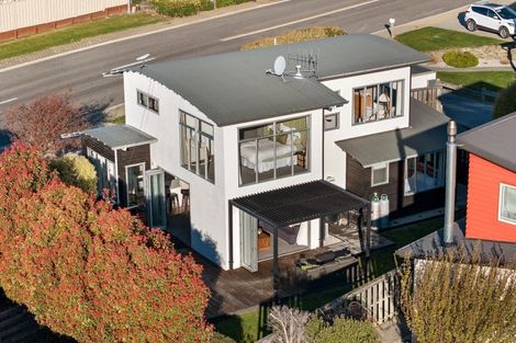 Photo of property in 108 Kings Drive, Wanaka, 9305