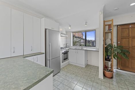 Photo of property in 84 Naylors Drive, Mangere, Auckland, 2022