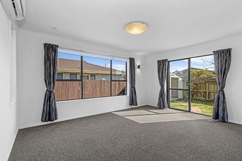 Photo of property in 32 Greenock Street, Redwood, Christchurch, 8051