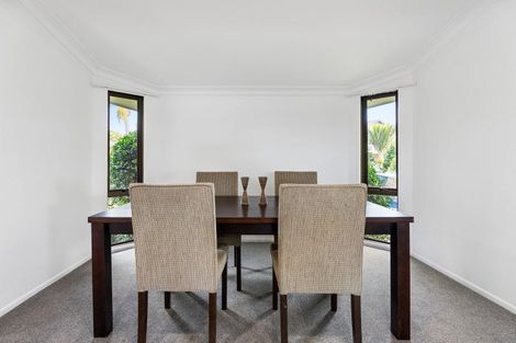Photo of property in 19 Sanctuary Point, Sunnyhills, Auckland, 2010