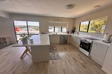 Photo of property in 10 Pae Moana Place, Stanmore Bay, Whangaparaoa, 0932