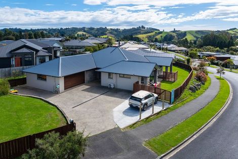 Photo of property in 6 Grandvista Drive, Green Island, Dunedin, 9018