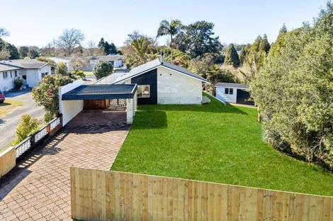 Photo of property in 14 Totara Drive, St Andrews, Hamilton, 3200