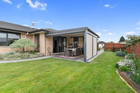 Photo of property in 10 Austin Reid Avenue, Carterton, 5713