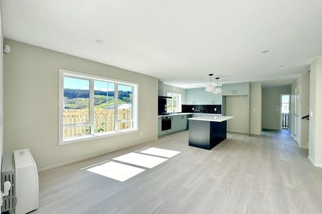 Photo of property in 9 Swinton Place, Churton Park, Wellington, 6037