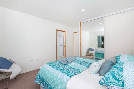 Photo of property in 2/55 Seaview Road, Glenfield, Auckland, 0629