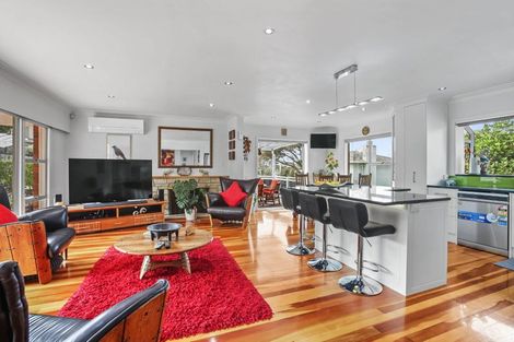 Photo of property in 19 Merchant Avenue, Te Atatu South, Auckland, 0610