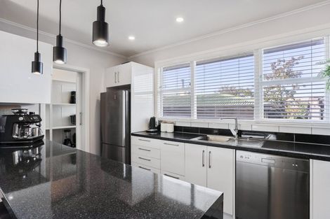 Photo of property in 82 East Belt, Rangiora, 7400