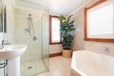 Photo of property in 303 Mclean Street, Saint Leonards, Hastings, 4120