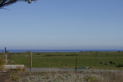 Photo of property in 23 Middlesex Street, Patea, 4520