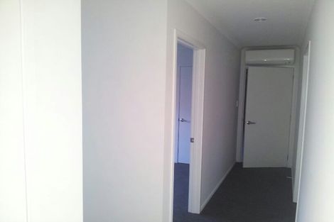 Photo of property in 8 Loeb Place, Rolleston, 7614