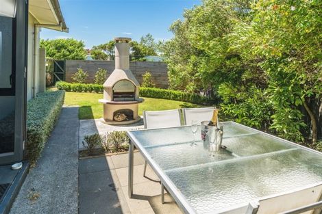 Photo of property in 54 College Street, College Estate, Whanganui, 4500