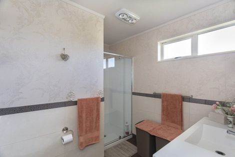 Photo of property in 42 Awamoa Road, Holmes Hill, Oamaru, 9401