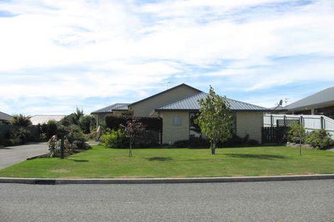 Photo of property in 21 Robinson Street, Rakaia, 7710