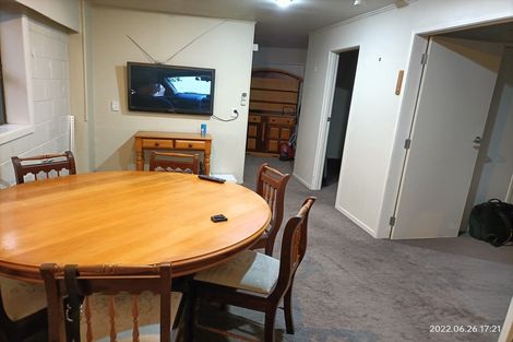 Photo of property in 3 Sunset Road, Totara Vale, Auckland, 0632