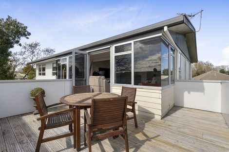 Photo of property in 5a Princes Street, Cambridge, 3434