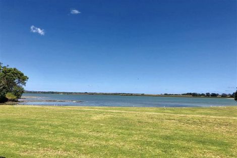 Photo of property in 2b Roys Road, Weymouth, Auckland, 2103