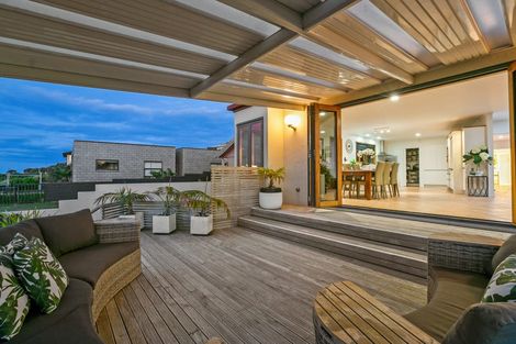 Photo of property in 46 Whiteley Street, Moturoa, New Plymouth, 4310